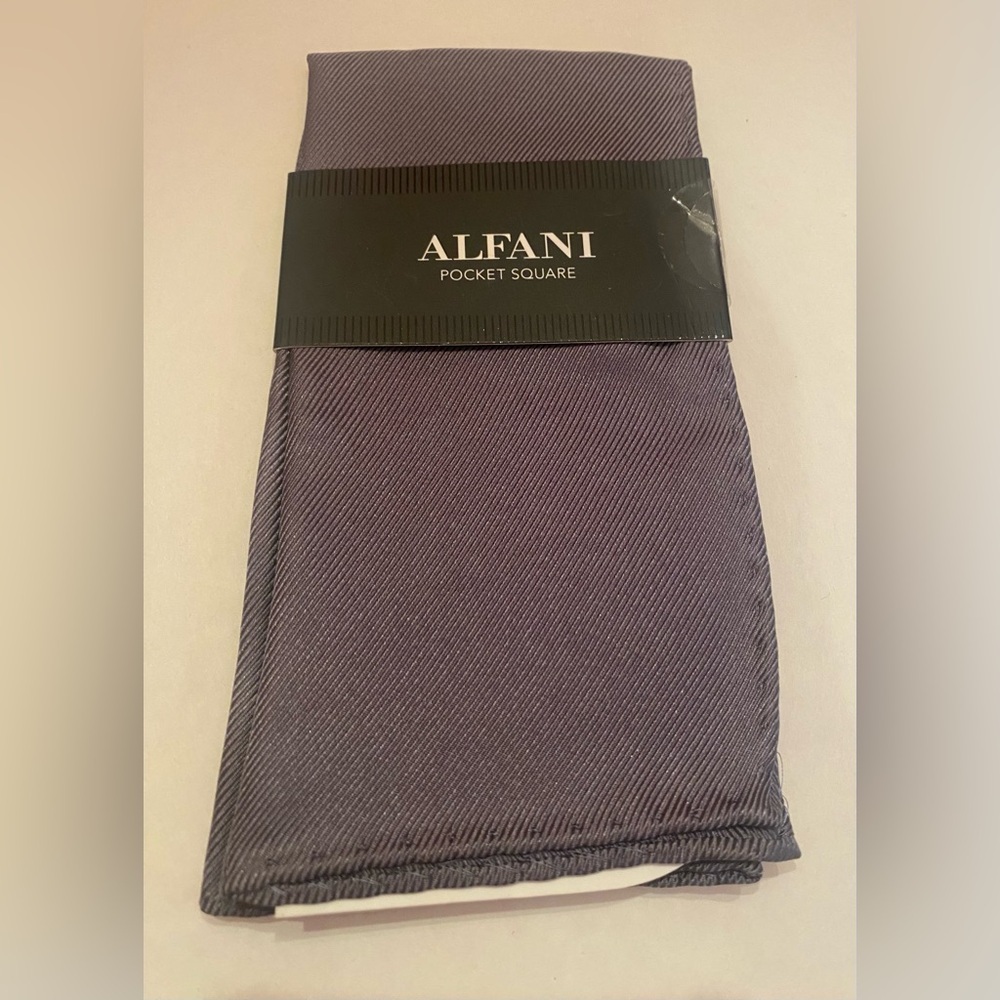 NWT‎ Alfani Men's Pocket Square